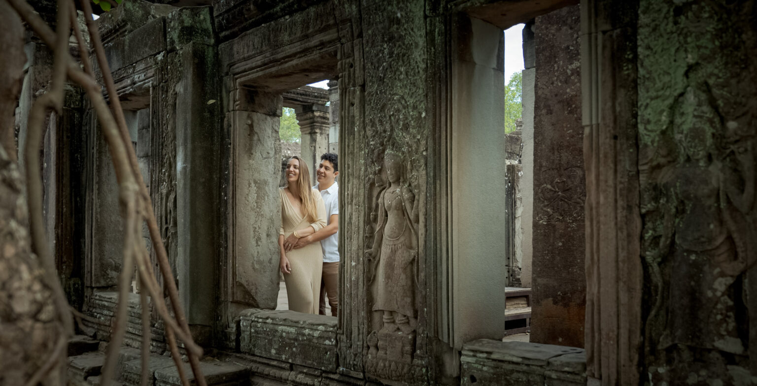 Couple on a Bayon Photoshoot with Siem Reap Photographer
