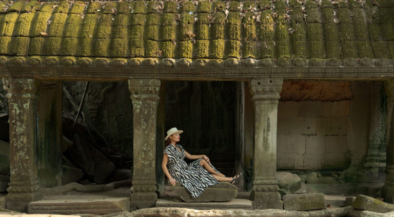 Lady at Ta Prom on a Photoshoot with siem reap photographer