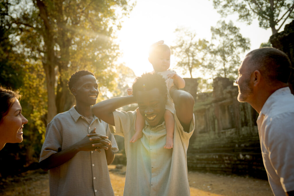 family photoshoot in angkor