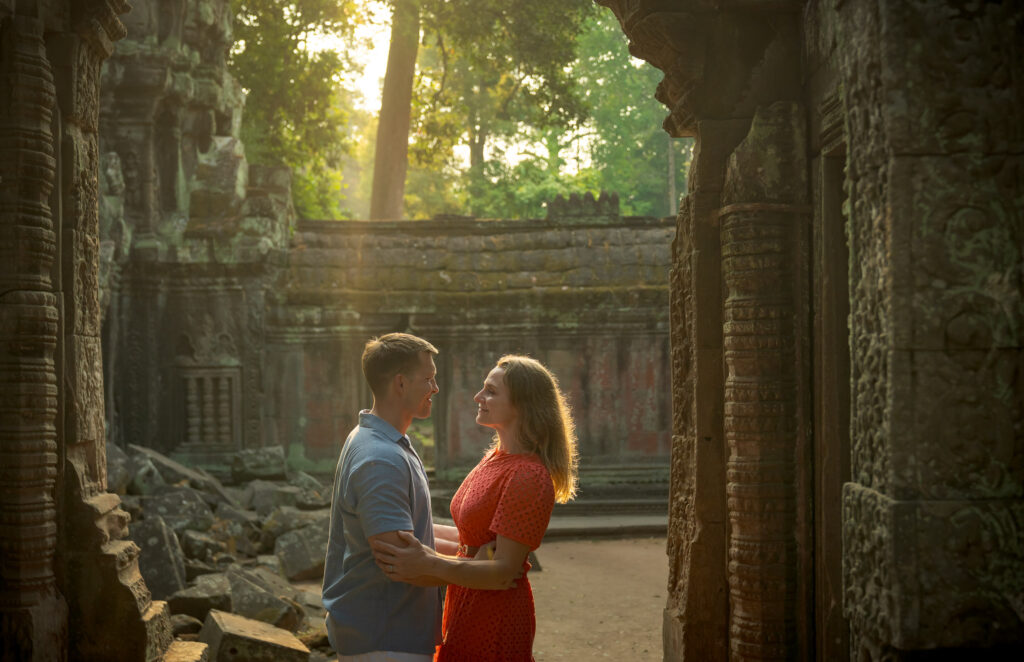 ta prohm temple couple photoshoot siem reap photographer jungle ruins